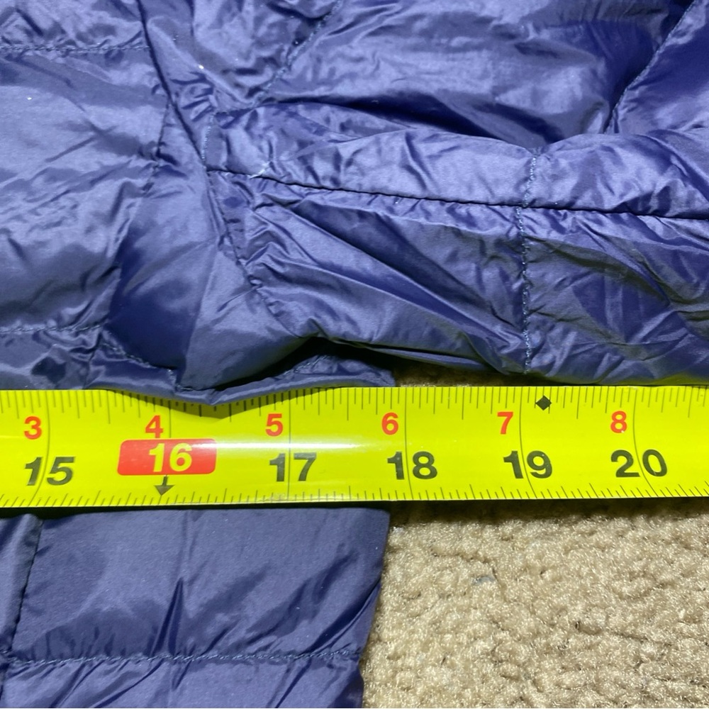 Quince Navy Down Filled Packable Women’s  Puffer Jacket  Size: Small - Picture 7 of 9